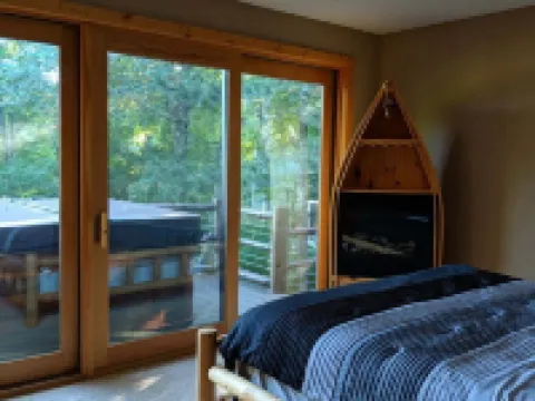 Luxury water home on Whitefish Chain of lakes Hotels in Crosslake