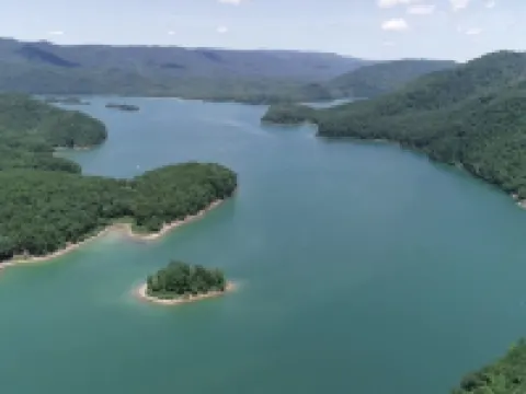 joins the hiking and biking trail. Walk to the river to fish, kayak or relax. Hotels in Falling Spring