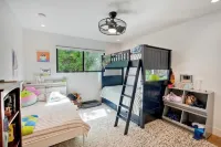 Leucadia beach house; pool, ocean view & walkable