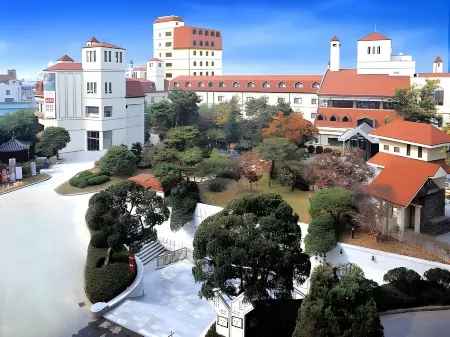 Onyang Hot Spring Hotel Отели рядом с достопримечательностью «Университет Сонмун»