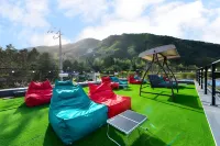 Hwaceontomatopensyeon Hotels in Hwacheon-gun