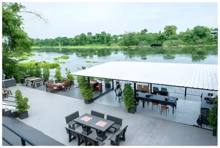 Rimnamphotharam Resort Отели в г. Photharam