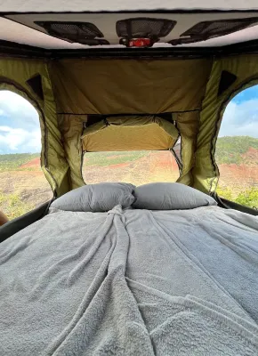 Fully Decked Lifted 4WD Lexus GX470 Camper! Hotels in Wailua