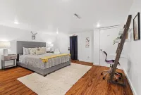 Hot Tub! Pets! Green  Clean-Walking Distance to Proctor District