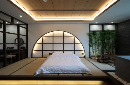 Yeosu Domar Hotel Отели в г. 