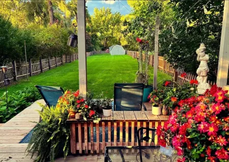 Charming Village Home with an Enchanting Backyard Oasis Отели в г. Ливингстон