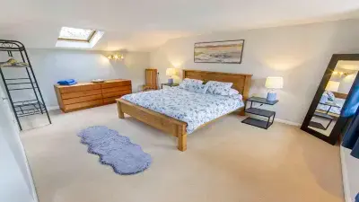 Ladywell Sleeps 12|Hot Tub* Pool Table, Pizza Oven Отели рядом с достопримечательностью «Surfer's Paradise Croyde Bay Campsite»