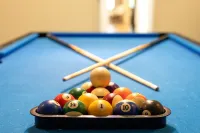 350- Modern and Spacious 5 Bedroom Villa with Pool & Games Room in Davenport