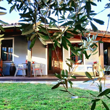 Single chalet with garden and services for your physical and mental well-being