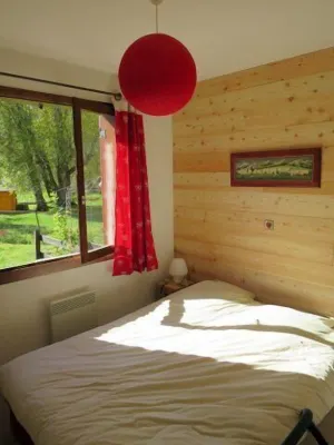 SERRE CHEVALIER Le Monetier F3 en roc belle vue face au glacier Serre Chevalier - Monetier附近的飯店