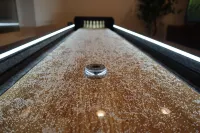 Hot tub & Arcade Full Lower Level Apartment