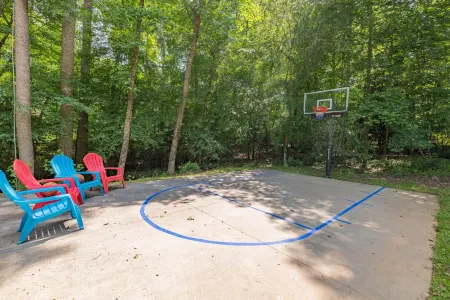 Lake Gaston Lyons creek 3 bedroom plus bunkbed loft 2 bathroom sleeps 10-12