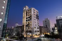 Hotel Arari Hotel dekat Deokjin Park