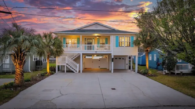 Luxury 4Br Beach Escape, Heated Private Pool, Spa, Outdoor Bar & Game Room!