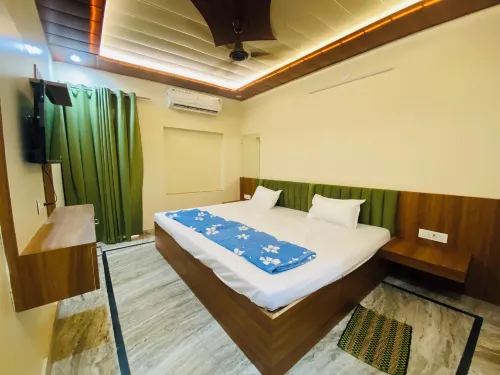 The Raman Palace - A Budget Hotel - Pensions
