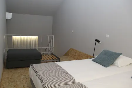 StayInn City - Póvoa de Varzim Отели рядом с достопримечательностью «Povoa de Varzim Station»