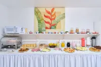 Pousada Sanremo Inn - Aamiainen