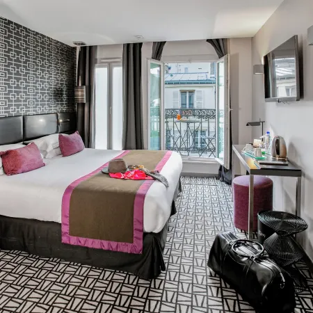 Le Grey Hotel