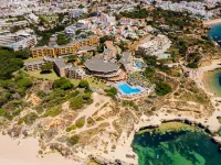 Auramar Beach Resort Hotels near Risco Beach