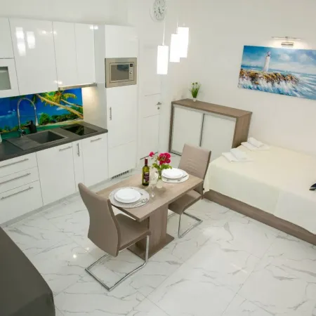 Apartments Sun Dance 2 With Heated Pool