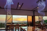 Marqis Sunrise Sunset Resort and Spa