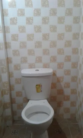 Check Point Guest House Отели в г. Olooloitikosh