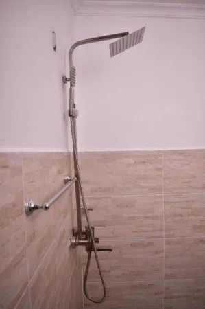 Place Caravan Hotel - Kakamega Отели в г. Какамега