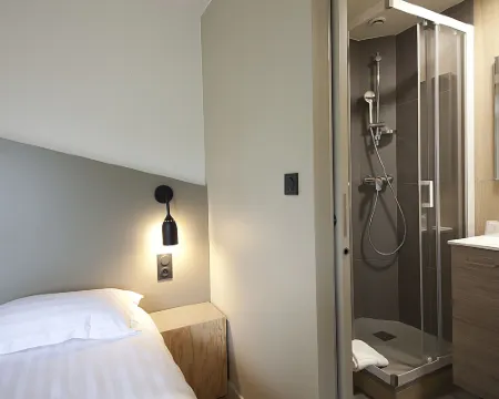 Brit Hotel Essentiel Arverne - Clermont-Ferrand Sud Hotels in Aubiere