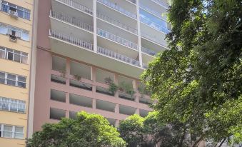 5 Minutes From Copacabana Beach Br608