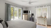 Robinson Cabin 3 Bedroom Cabin by RedAwning Hotels in Warren