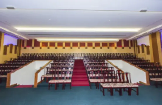 โรงแรมเรดร็อค