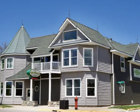 Hotel Frankfort & Restaurant Hotels in Frankfort