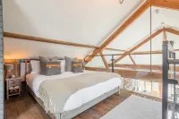Old Hall Country Breaks - Homestays