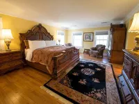 Kingsbay Mansion & Vacation Houses