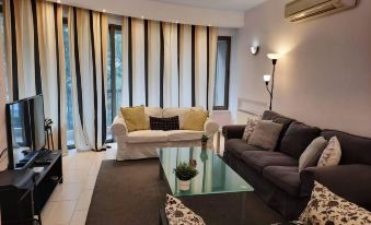 Apartment Sleeps 6 with Ensuite