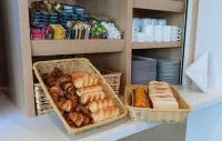 Premiere Classe Beaune Sud - sarapan