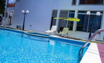 Residence White River 1