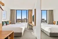 Mantra on Sydney Airport Hotels in Mascot