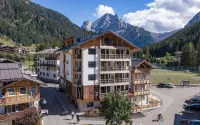 아트 호텔 로칸다 데글리 아르티스티 Sellaronda 주변 호텔
