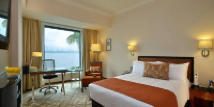 Hotel Marine Plaza