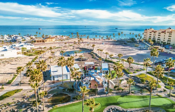 Casa Blanca Golf Villas
