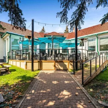 The Inn on Officers' Garden