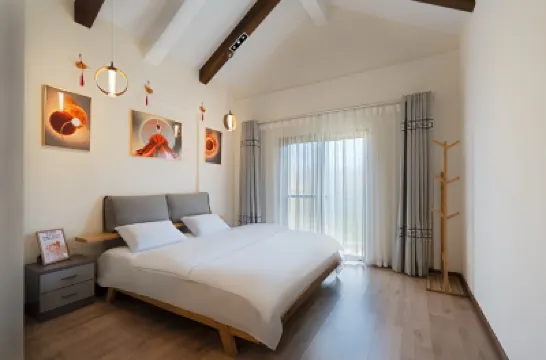 晉寧客運站筱集民宿（和璟路分店） 鄰近昆陽站的酒店