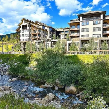 Huge Penthouse at Base of Winter Park-Amazing Location