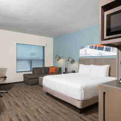 Hyatt House Austin/Downtown Rooms