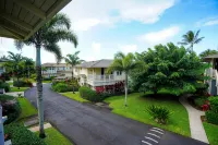 Spacious home w/ AC, lanais, shared pool, hot tub, & views of Makai Golf Course