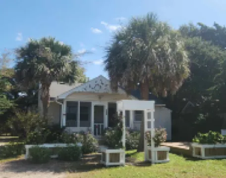 Charming Retreat with Screened Porch and Deck - Cozy Getaway