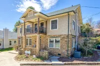 Lake Duplex with Central AC, WiFi, Fireplace & W/D - Steps to Pool and Tennis