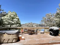 Private Oasis with Hot Tub and Scenic Trails - Stunning Yurt House Hotels in Crestline