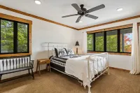 Expansive Mountain Views and Game Room - Spacious Retreat